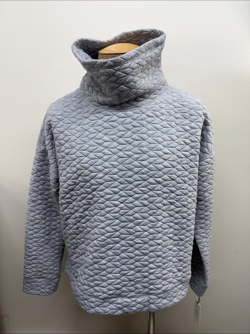 Calvin Klein Quilted Light Gray Turtleneck Sweatshirt